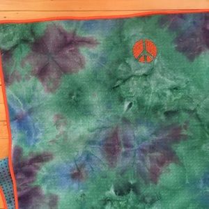 Manduka Yogitoes skidless yoga mat towel 🧘‍♀️✌️